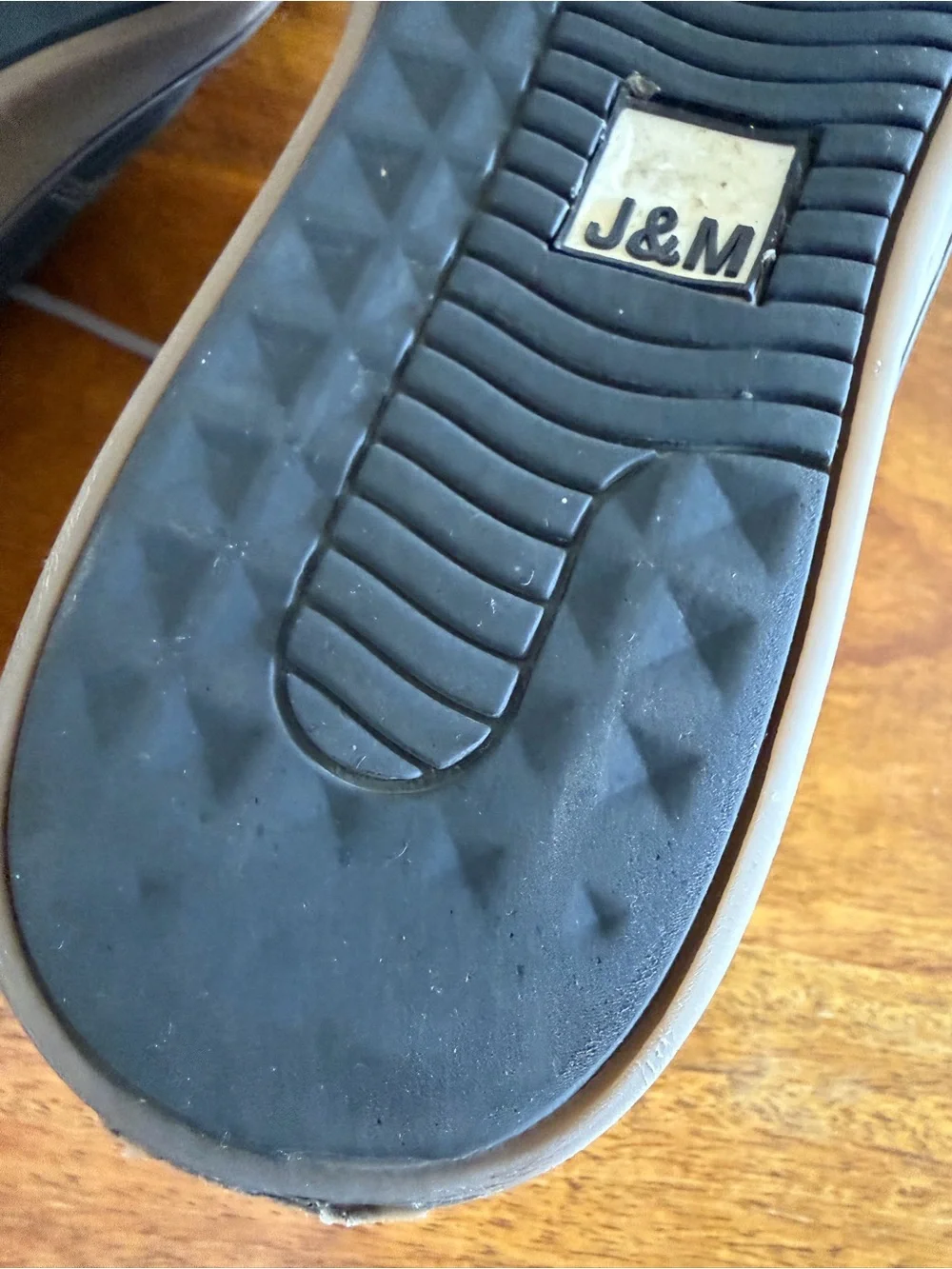 Men's Johnston & Murphy Taupe Suede Chukka Boots